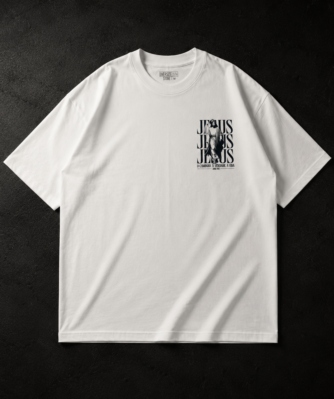 Camiseta oversized preta cristã com estampa Jesus nas costas
